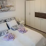 Montona Apartmán *